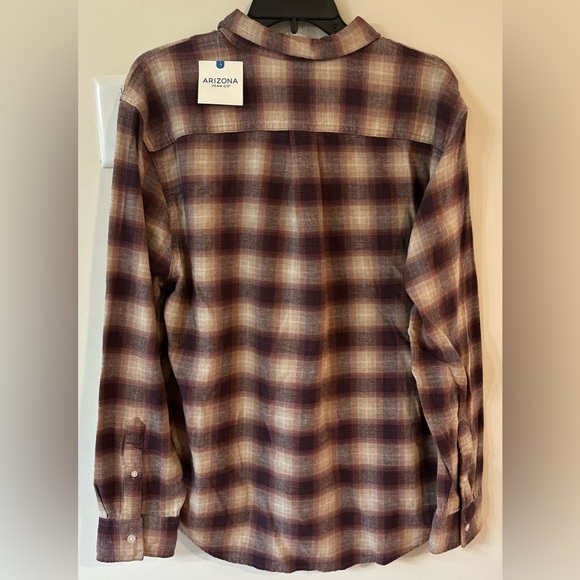 Arizona Men’s Purple Plaid Button Down Flannel Shirt NWT Size Medium - Picture 8 of 9